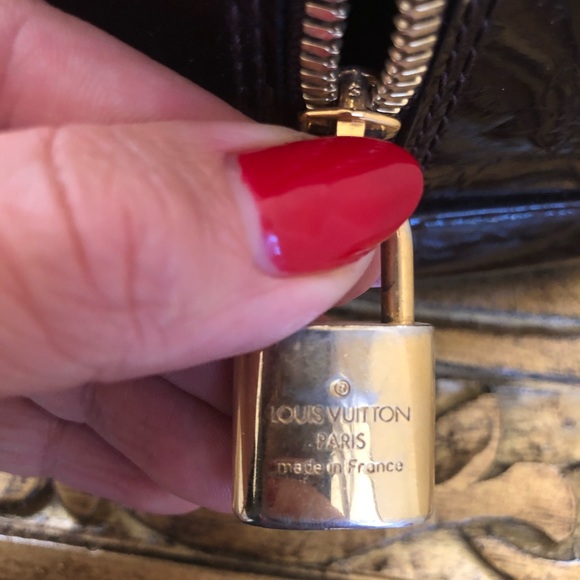 Louise Vuitton Alma - Picture 5 of 7